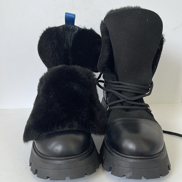 BEAUTIISOLES Francy Genuine Shearling Bootie In Black Nappa Leather size 8.5M - Picture 5 of 7